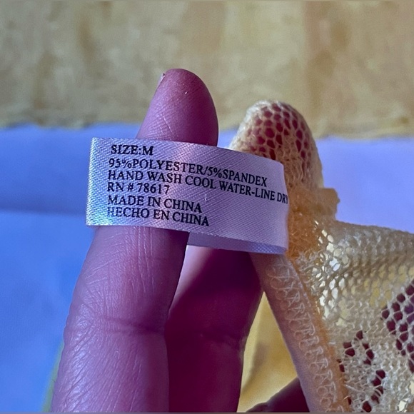 SATORI INTIMATES SET of 1 lace Panties: Medium size, 1 lace Camisole: Large size - Picture 4 of 6